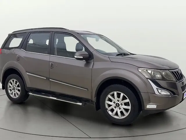 Used 2018 Mahindra XUV500 in Ahmedabad Used 2018 Mahindra XUV500 in Ahmedabad