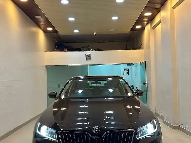 Used 2017 Skoda Superb in Pune