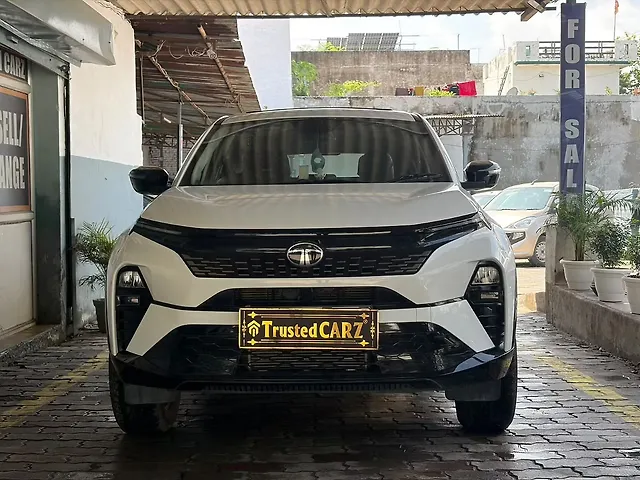 Used 2025 Tata Curvv ICE in Lucknow