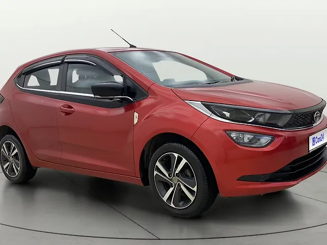 Used 2020 Tata Altroz in Mumbai