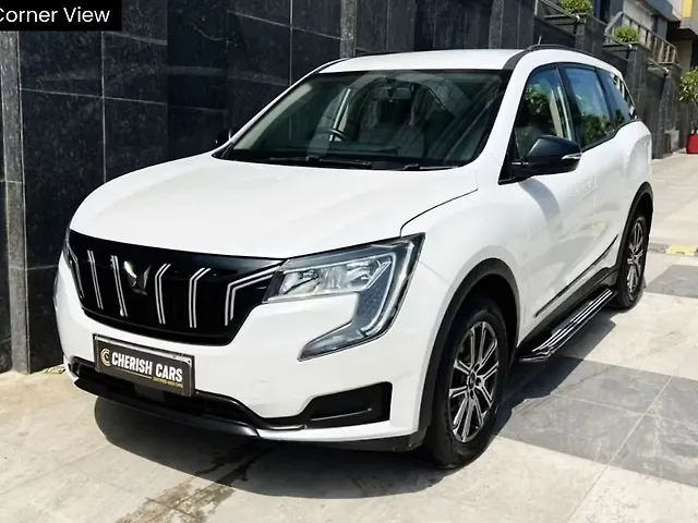 Used 2023 Mahindra XUV700 in Delhi