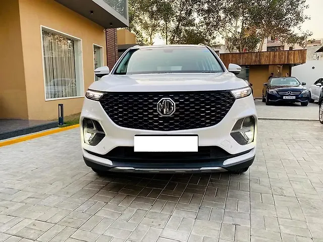 Used 2022 MG Hector Plus in Delhi