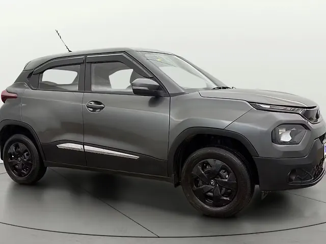 Used 2025 Tata Punch in Delhi