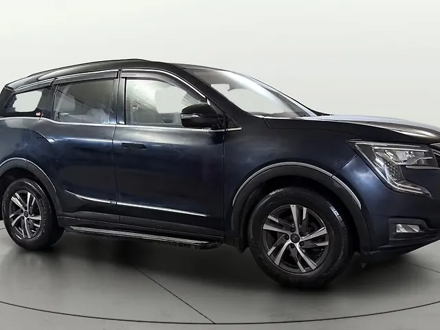 Used 2022 Mahindra XUV700 in Noida