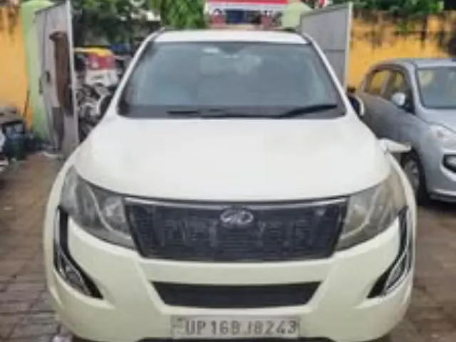 Used 2016 Mahindra XUV500 in Kanpur