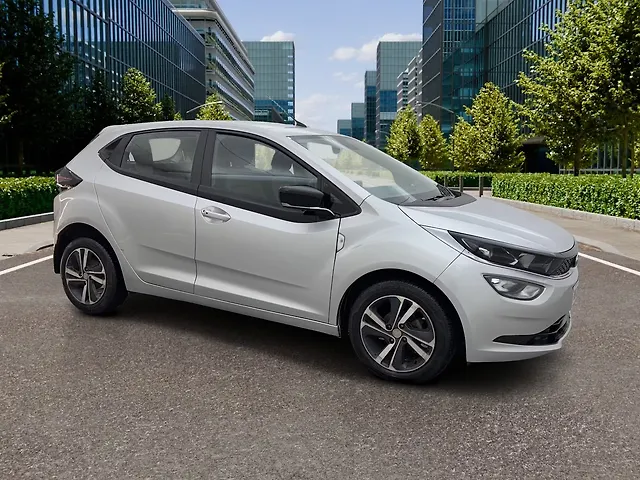 Used 2020 Tata Altroz in Pune Used 2020 Tata Altroz in Pune