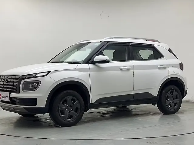 Used 2025 Hyundai Venue in Delhi