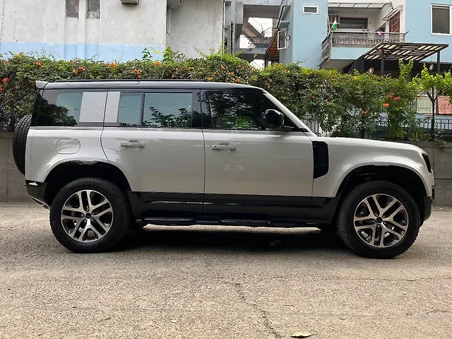 Used Land Rover Defender 110 X Dynamic HSE Petrol 2.0L Turbo Automatic 5 STR in Delhi Used Land Rover Defender 110 X Dynamic HSE Petrol 2.0L Turbo Automatic 5 STR in Delhi