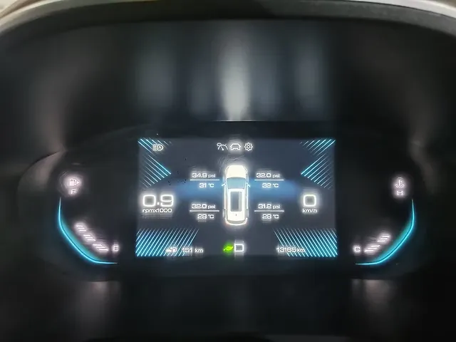 Used MG Hector Plus [2023-2025] Savvy Pro 1.5 Turbo Petrol CVT 6 STR in Bangalore