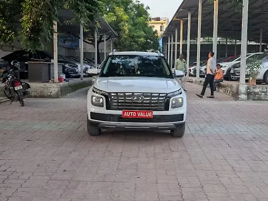 Used 2023 Hyundai Venue in Lucknow Used 2023 Hyundai Venue in Lucknow