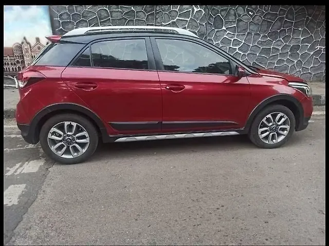 Used 2015 Hyundai i20 Active in Mumbai