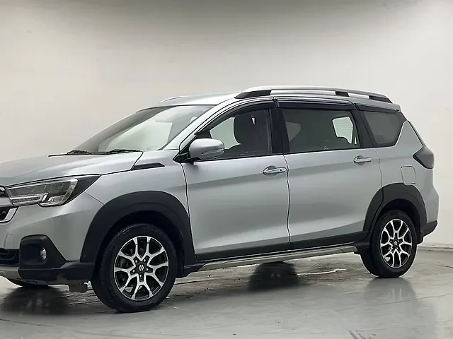 Used 2023 Maruti Suzuki XL6 in Delhi