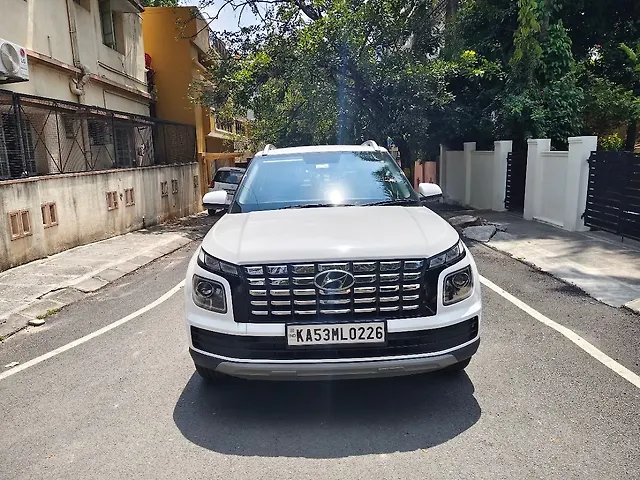 Used 2023 Hyundai Venue in Bangalore Used 2023 Hyundai Venue in Bangalore