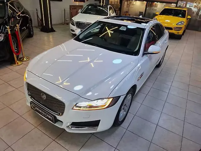 Used 2020 Jaguar XF in Thane