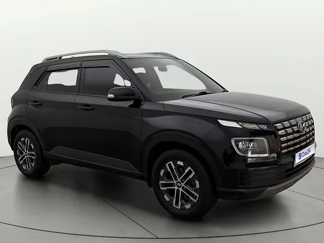 Used 2022 Hyundai Venue in Chennai
