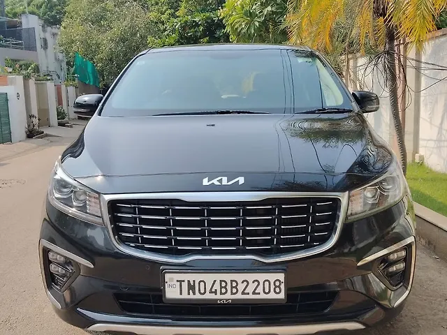 Used 2023 Kia Carnival in Chennai