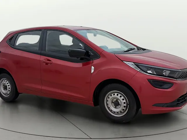 Used 2020 Tata Altroz in Delhi