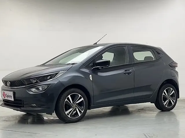 Used 2020 Tata Altroz in Delhi