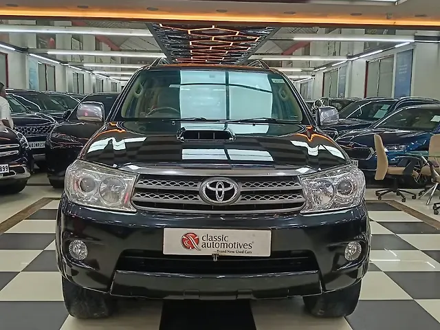 Used 2010 Toyota Fortuner in Bangalore