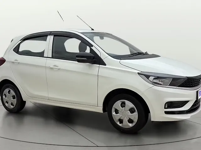 Used 2023 Tata Tiago in Delhi Used 2023 Tata Tiago in Delhi