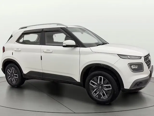 Used 2021 Hyundai Venue in Delhi