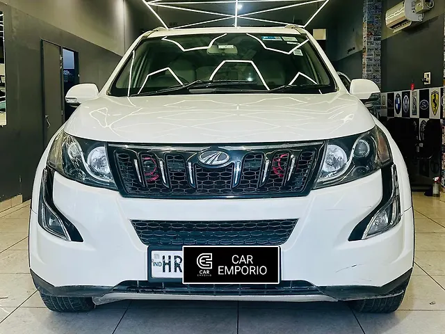 Used 2017 Mahindra XUV500 in Delhi Used 2017 Mahindra XUV500 in Delhi