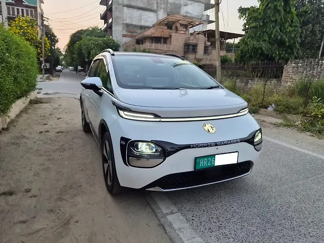 Used 2025 MG Windsor EV in Delhi
