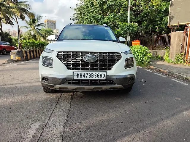 Used 2022 Hyundai Venue in Mumbai