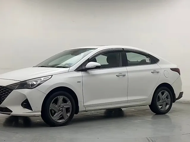Used 2022 Hyundai Verna in Ghaziabad