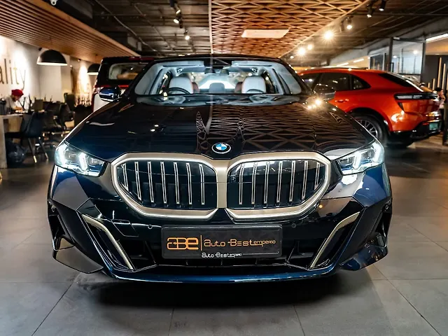 Used 2025 BMW 5-Series LWB in Delhi Used 2025 BMW 5-Series LWB in Delhi