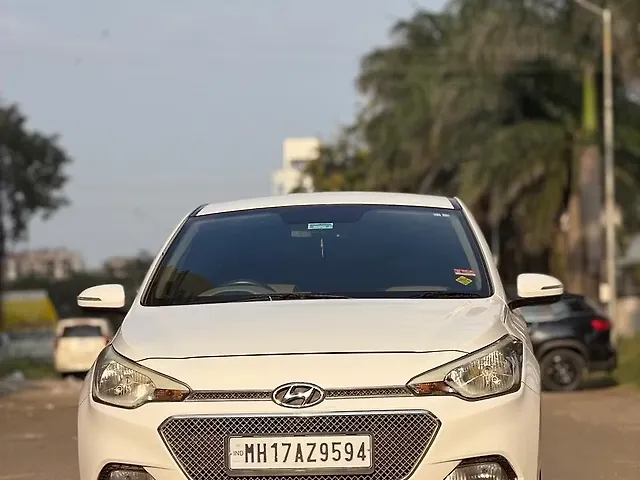 Used 2015 Hyundai i20 Active in Nashik Used 2015 Hyundai i20 Active in Nashik