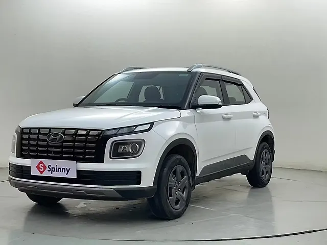 Used 2024 Hyundai Venue in Bangalore Used 2024 Hyundai Venue in Bangalore
