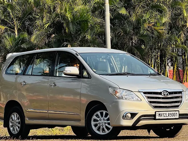 Used 2015 Toyota Innova in Nashik