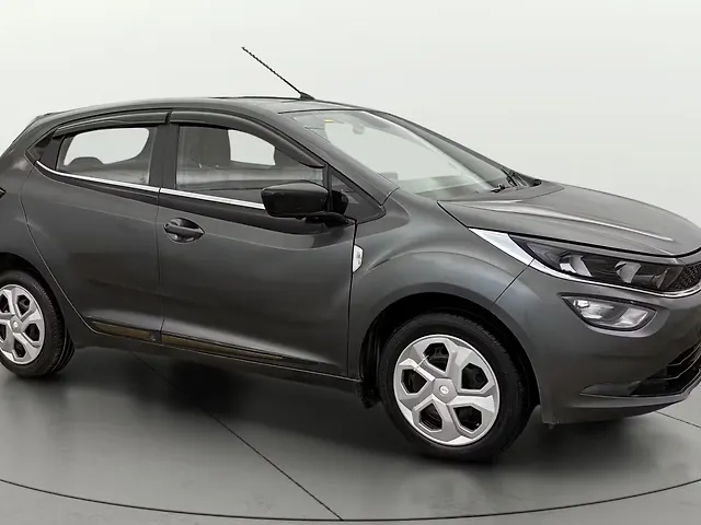 Used 2022 Tata Altroz in Delhi