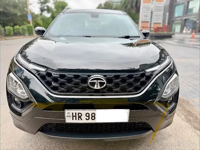Used 2022 Tata Safari in Delhi