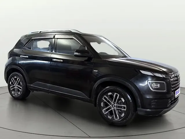Used 2024 Hyundai Venue in Delhi