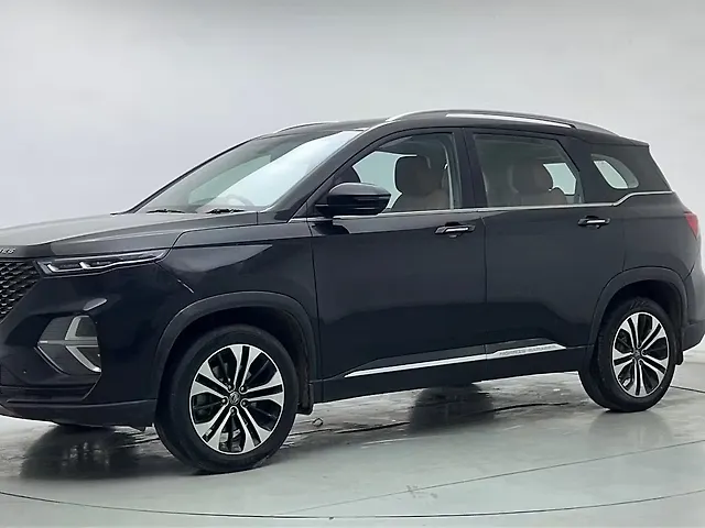Used 2022 MG Hector Plus in Delhi