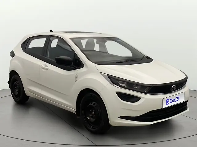 Used 2024 Tata Altroz in Lucknow