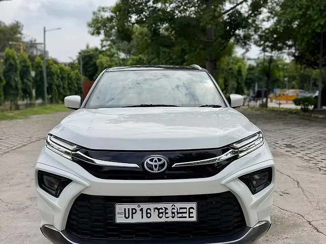 Used 2024 Toyota Urban Cruiser Hyryder in Delhi