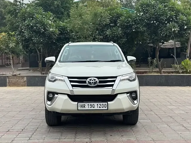 Used 2020 Toyota Fortuner in Delhi