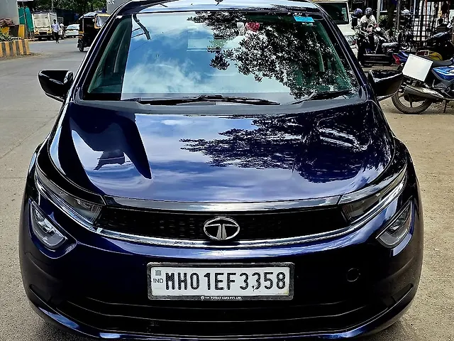 Used 2023 Tata Altroz in Mumbai