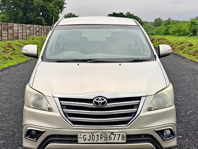 Used 2013 Toyota Innova in Ahmedabad