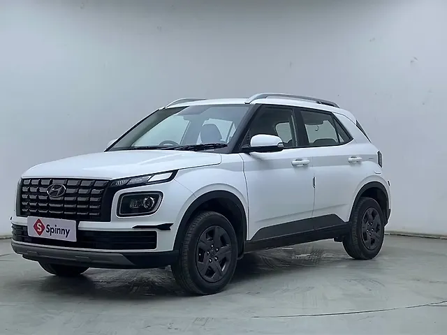 Used 2025 Hyundai Venue in Hyderabad Used 2025 Hyundai Venue in Hyderabad