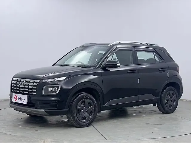 Used 2024 Hyundai Venue in Chandigarh