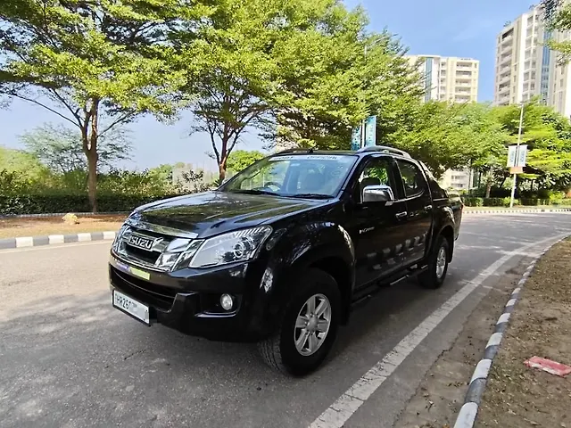 Used 2016 Isuzu D-Max V-Cross in Mohali Used 2016 Isuzu D-Max V-Cross in Mohali