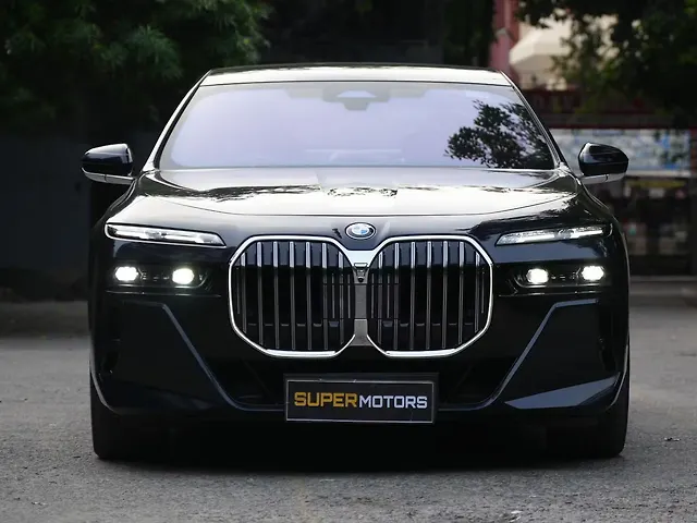 Used 2025 BMW 7-Series in Delhi