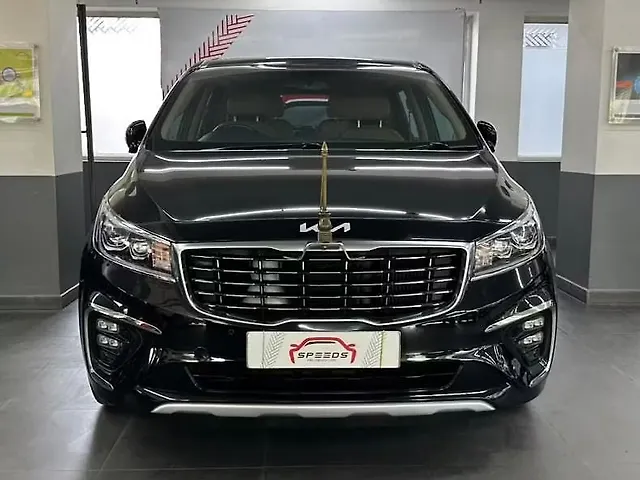 Used 2022 Kia Carnival in Hyderabad