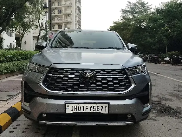 Used 2025 Toyota Innova Hycross in Delhi Used 2025 Toyota Innova Hycross in Delhi