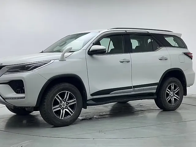 Used 2023 Toyota Fortuner in Delhi