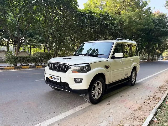 Used 2017 Mahindra Scorpio in Ahmedabad Used 2017 Mahindra Scorpio in Ahmedabad
